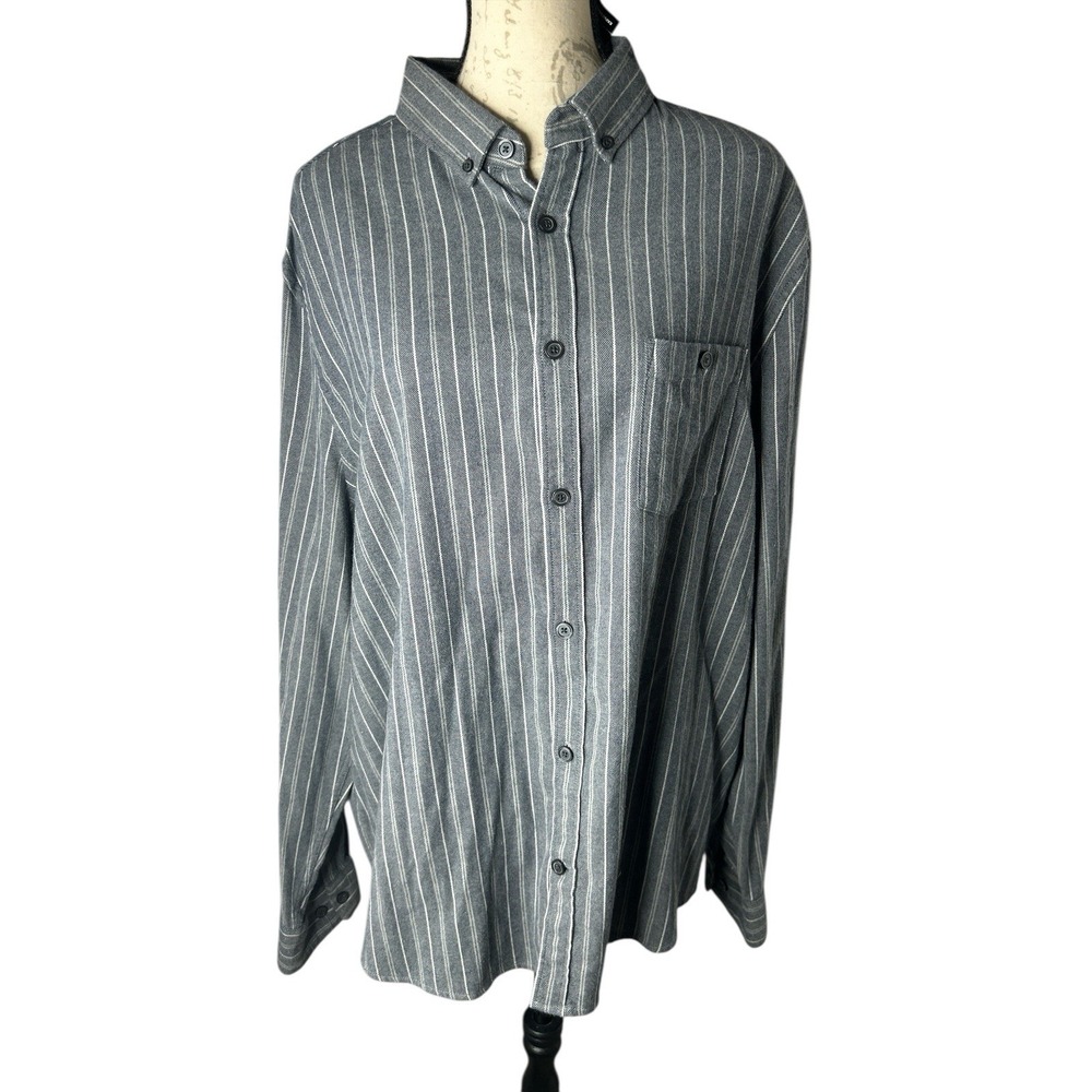 Men's Express Soft Wash Button Up Shirt - Size XL NWT Gray & White Striped